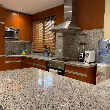 Luxury Atico Duplex شقة *